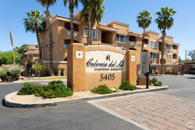 Colonia Del Sol Apartments - Colonia Del Sol Apartments