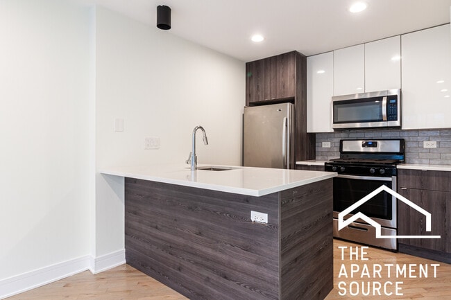 Photo - 939 W Grace St Unit 101