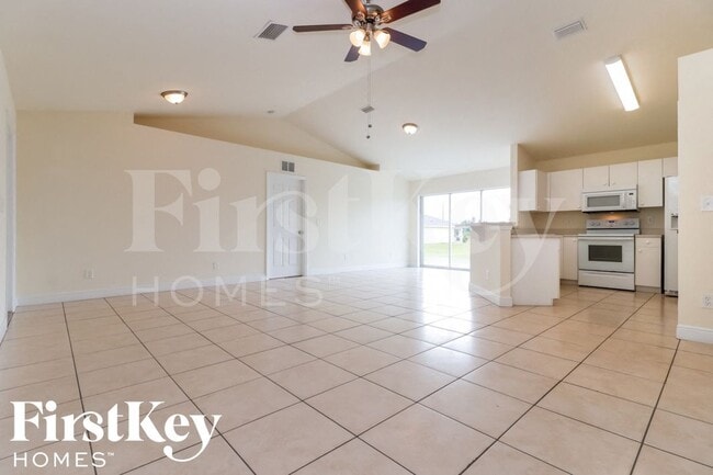 Photo - 3816 20th St W