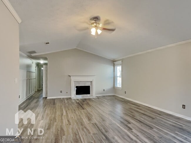 Photo - 5801 Meadowview Rd