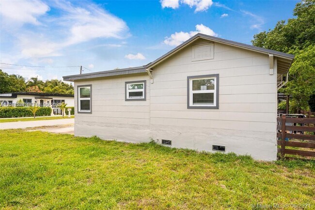 Photo - 440 NW 93rd St Unit 440