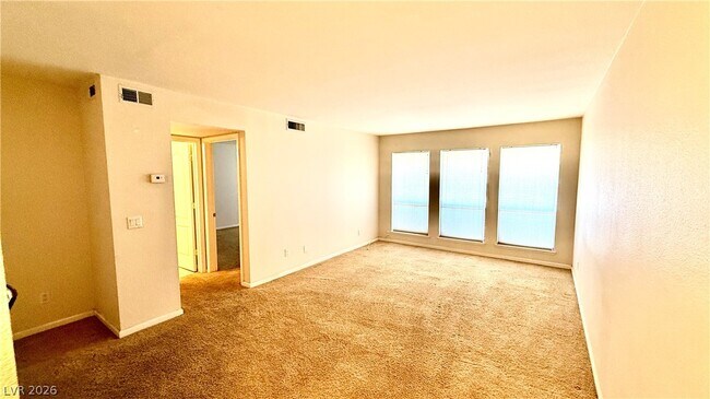 Photo - 2822 Loveland Dr Unidad 1406