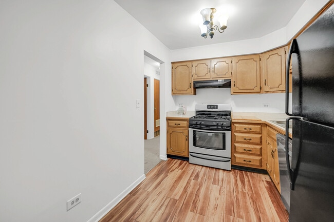 Photo - 7300 Fairview Ave