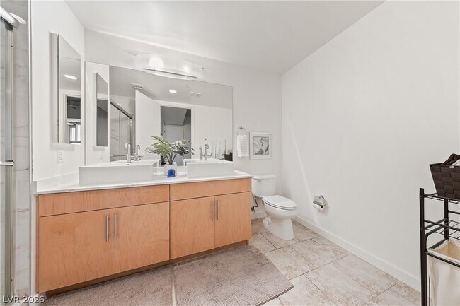 Photo - 353 E Bonneville Ave Unit 573