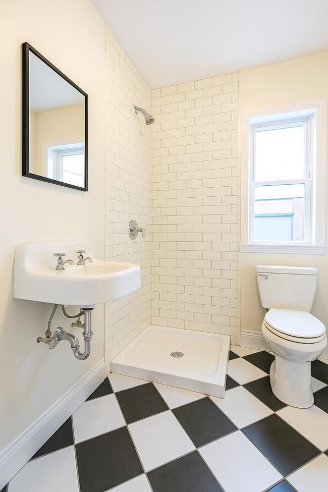 Photo - 159 Oak Park Dr