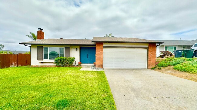 Beautifully Remodeled Single Story just of... - Beautifully Remodeled Single Story just of... Casa
