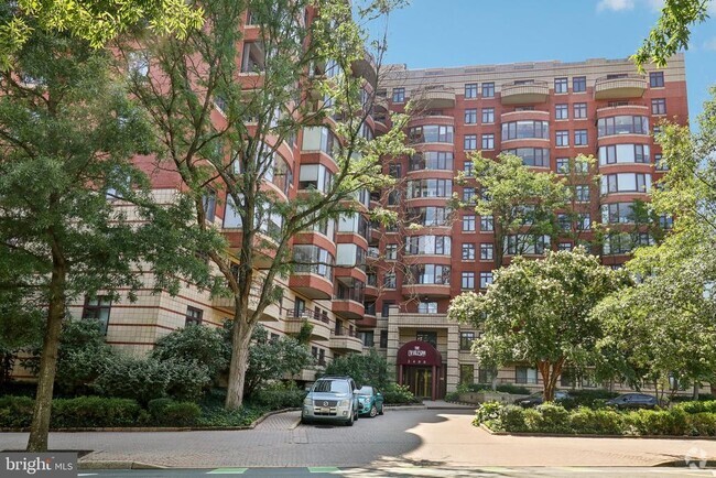 Building Photo - 2400 Clarendon Blvd Unit 113 Rental