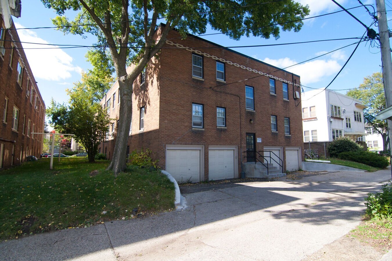 Photo - 3707 Grand Ave S