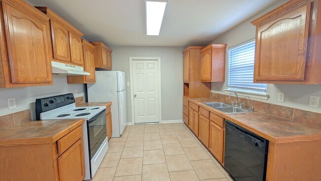 Photo - 22937 Monte Alto Ct Unit #3