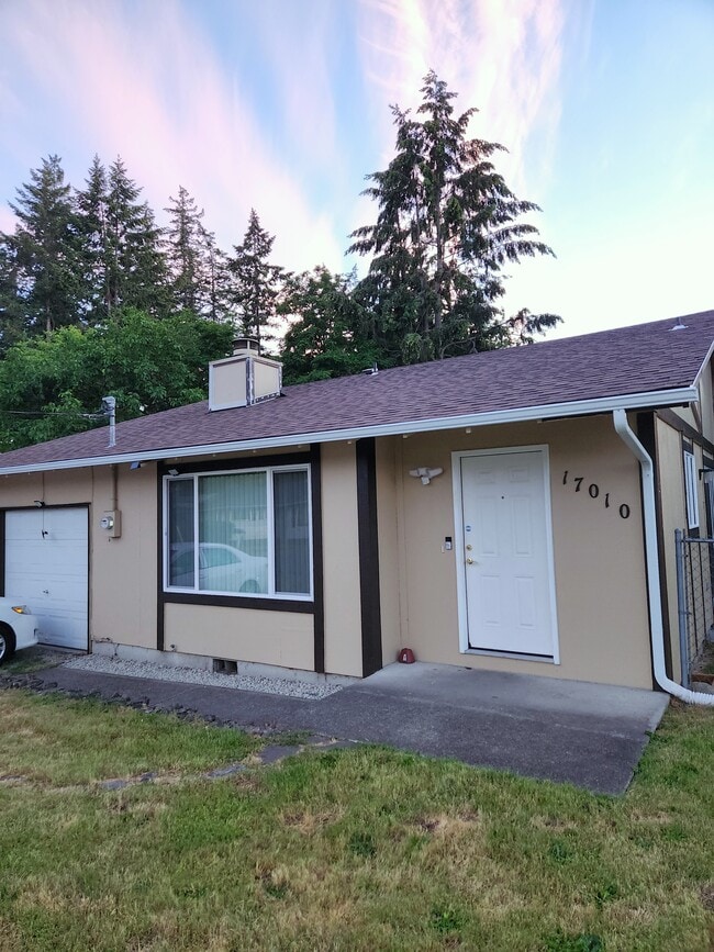 Building Photo - 17010 15th Ave E Rental