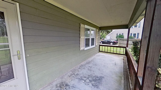 Photo - 718 Arnold Rd