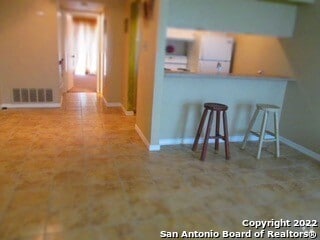 Building Photo - 8702 Village Dr Rental