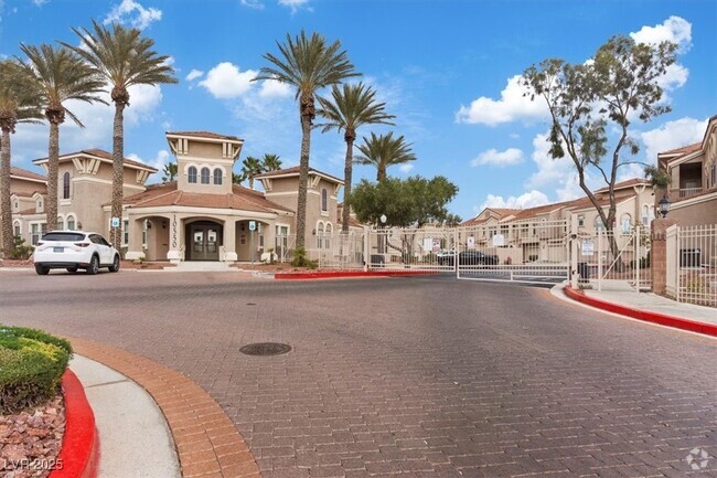 Building Photo - 10550 W Alexander Rd Unit 2049 Rental