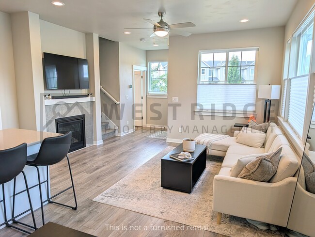 Photo - 3986 SE Century Blvd