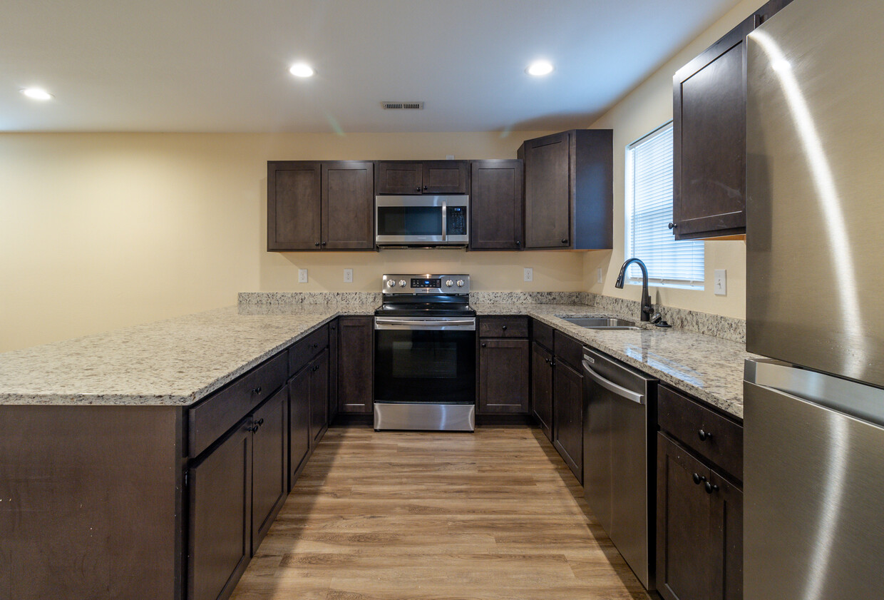 Photo - 931 Warrior Hill Dr (Louisville, TN)
