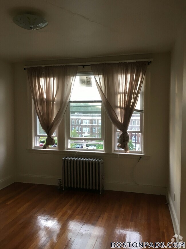 Building Photo - 1638 Commonwealth Ave Unit 20 Rental