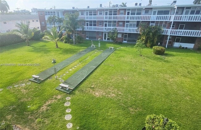 Building Photo - 141 NE 10th Ave Unit 23A