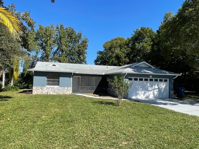 READY TO MOVE INTO 3/2/2 WITH IDEAL LOCATI... - READY TO MOVE INTO 3/2/2 WITH IDEAL LOCATI... House