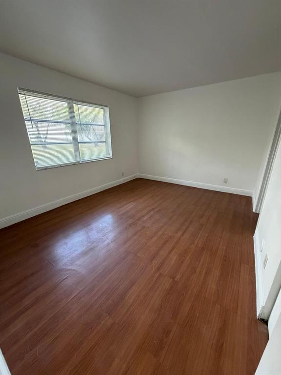 Photo - 8730 N Sherman Cir Unit 304