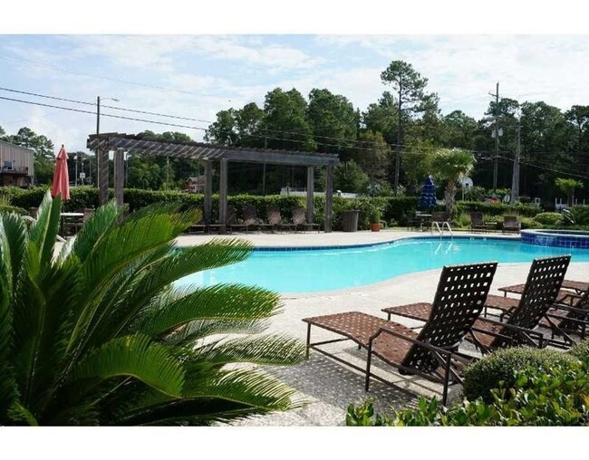 WATERFRONT LIVING! BEAUTIFULLY APPOINTED C... - WATERFRONT LIVING! BEAUTIFULLY APPOINTED C... Condo