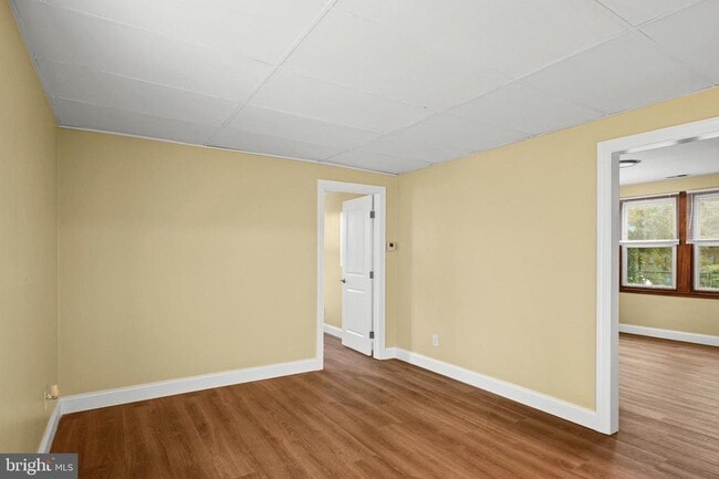 Building Photo - 35 3rd Ave Unit C