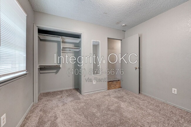Photo - 5233 Coble St