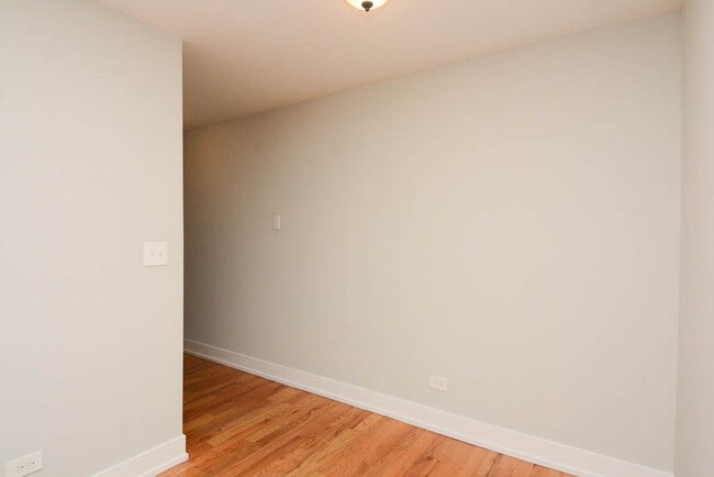 448 W Barry Ave Unit 724
