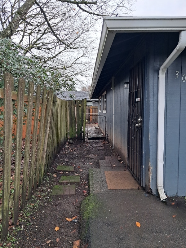 Photo - 304 SE 159th Ave Unidad A