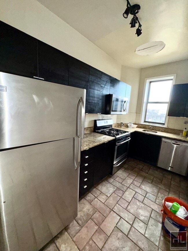 Photo - 36 AVENUE Unidad 4E