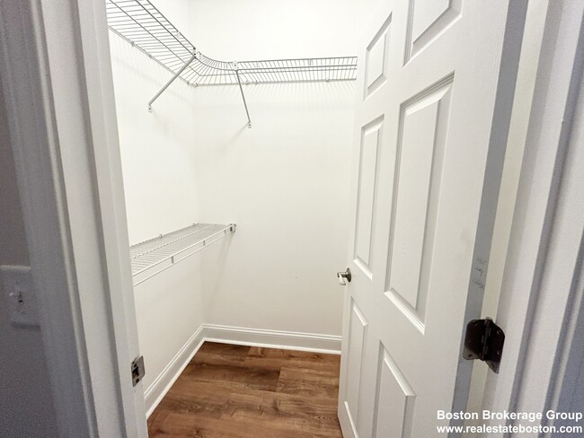 Photo - 995 Dorchester Ave Apartments Unit 2