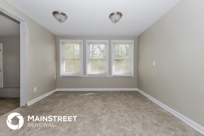 Photo - 6104 Holiday Blvd