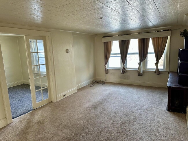 Photo - "Charming 2-Bed Gem in Virginia, MN – Perfect for Cozy Living!" Unit # 2