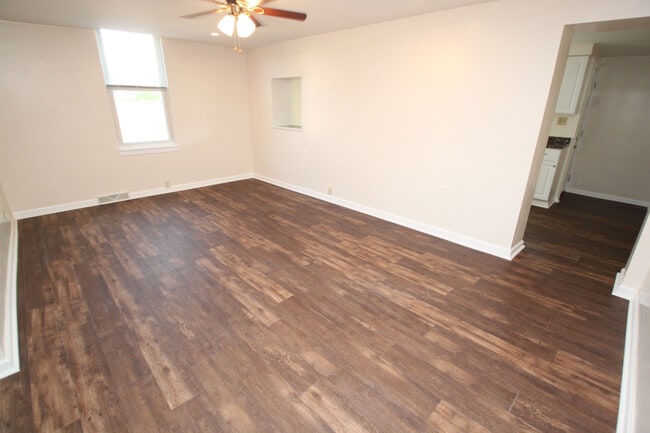 bedrom/office - 3916 Coleman St Unit 3916 COLEMAN ST #3