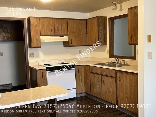 Photo - 476 Cedar St