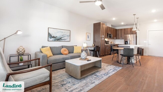 Building Photo - 3501 N Austin St Rental