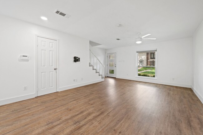 Photo - 10240 Longmont Dr Unit 48/1