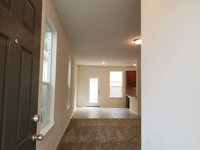 Photo - 5911 Eckhert Rd