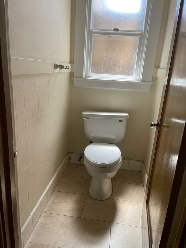 Photo - 1338 Gilman Ave House