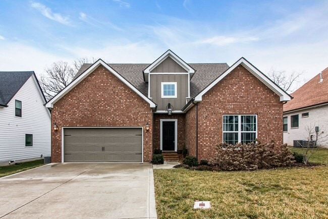 Building Photo - Awesome 4BE/2.5BA in the heart of Sango in Hereford Farm Subdivision!