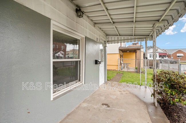Photo - 27 Rudolph St