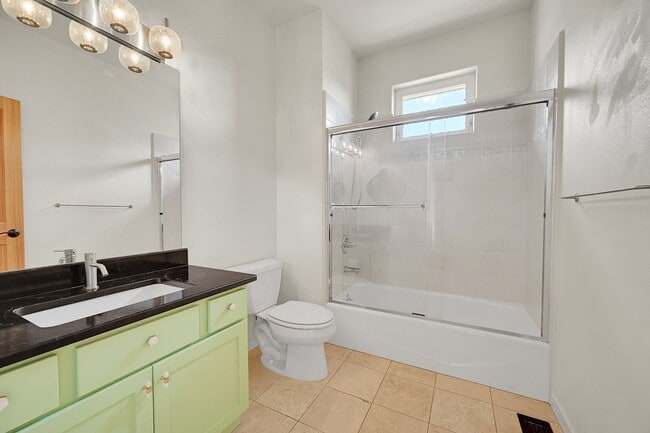 365 Vasquez Ct
