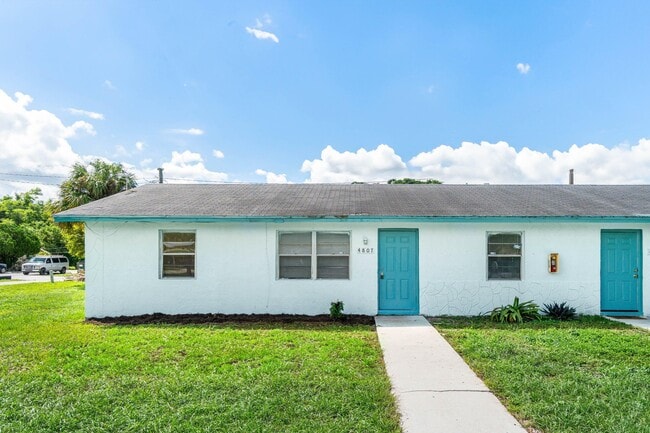 Building Photo - 4807 Gulfstream Rd Rental