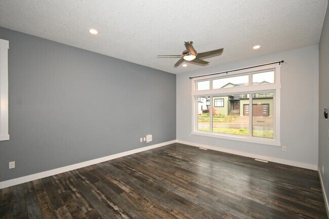 Photo - 3 bedroom in Prince George BC V2N 0B7