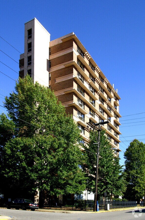 From Central Avenue to the west - Jarrett Terrace Homes