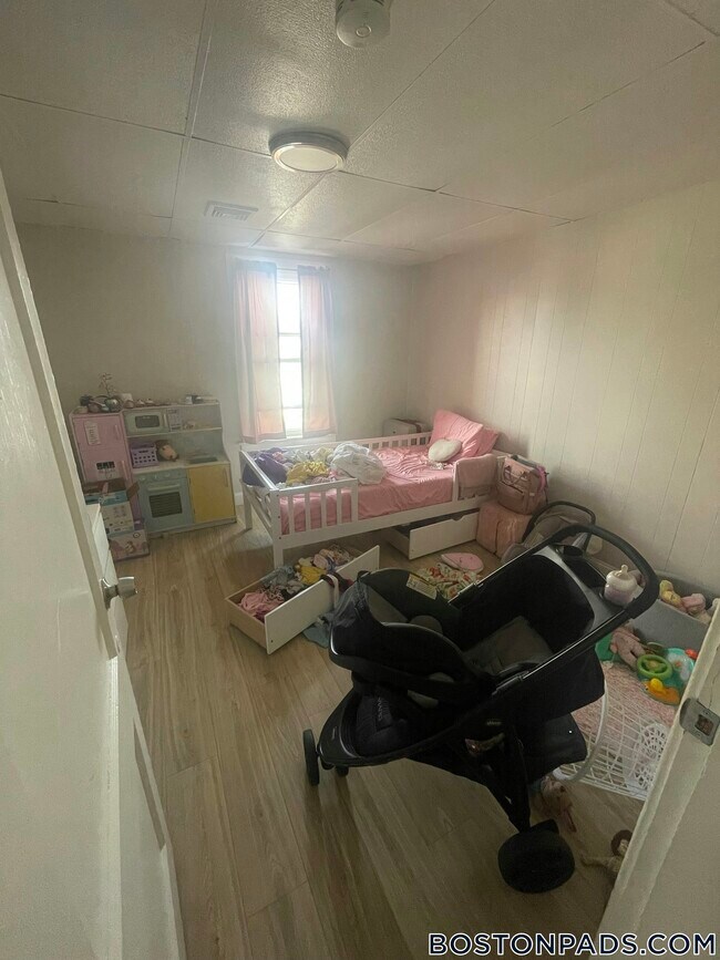 27 9th St Unit 2N