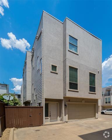 Building Photo - 2100 N Fitzhugh Ave Unit F Rental