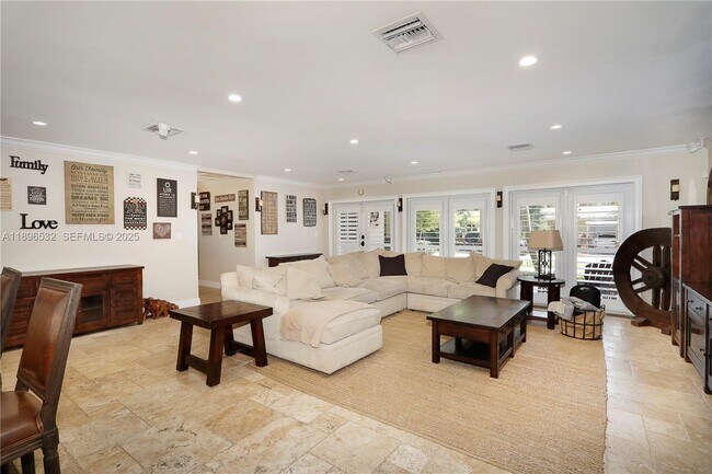 Photo - 6461 SW 74th St