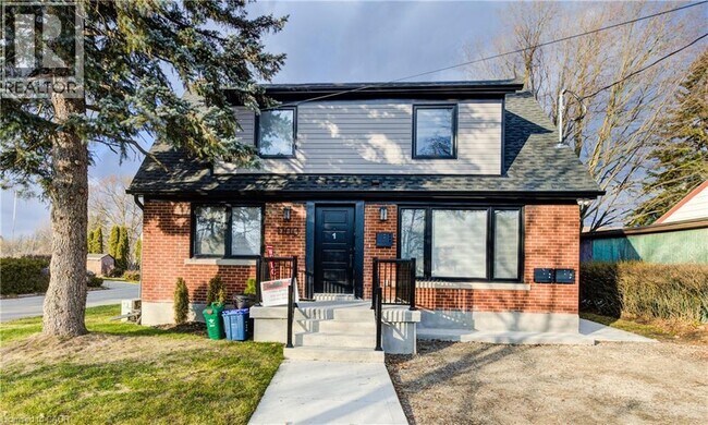 Photo - 1100 Union St