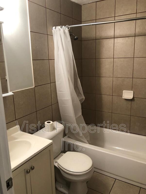 Photo - 4912 Saddlebrook Ln Unit Apt 1