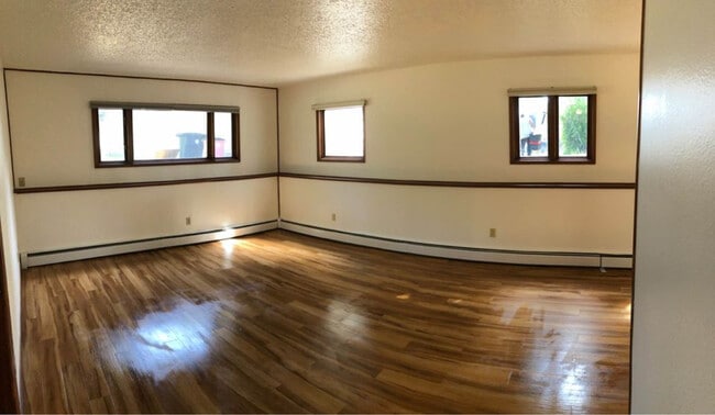 Photo - 1821 Northwestern Ave Unit 1